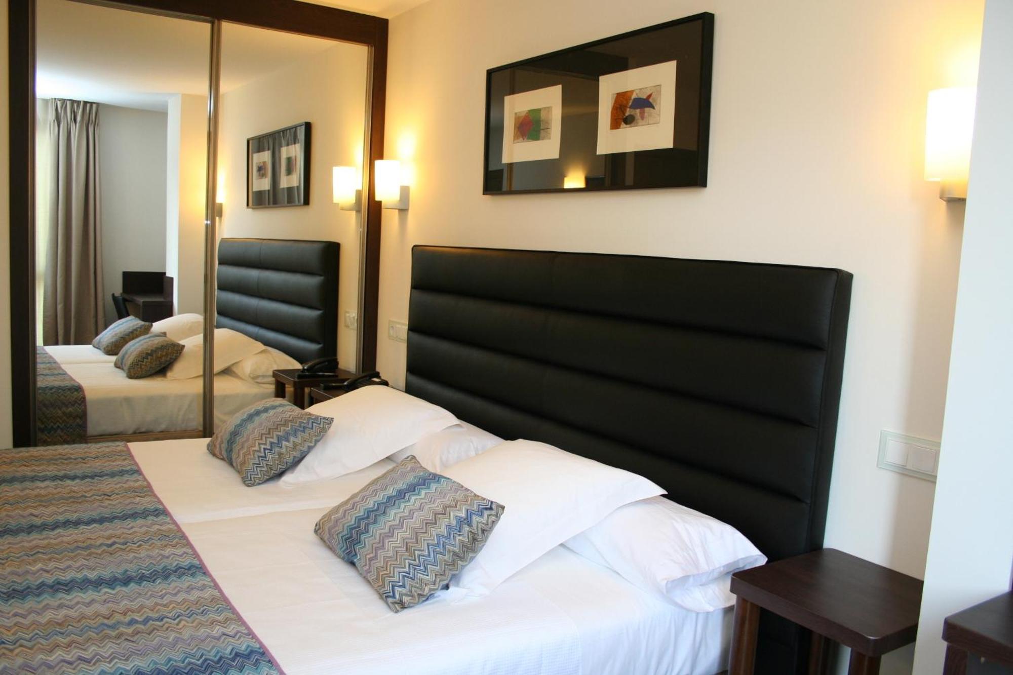 Hotel Villa Rosario Ii, Edificio Moderno Ribadesella Εξωτερικό φωτογραφία